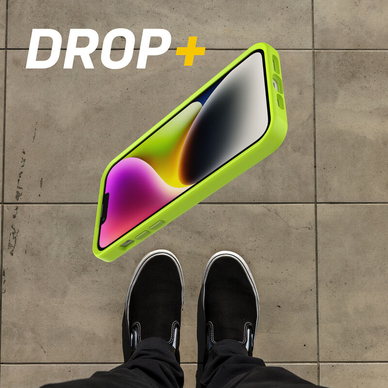 product image 4 - iPhone 14 Plus Case Symmetry Series for MagSafe